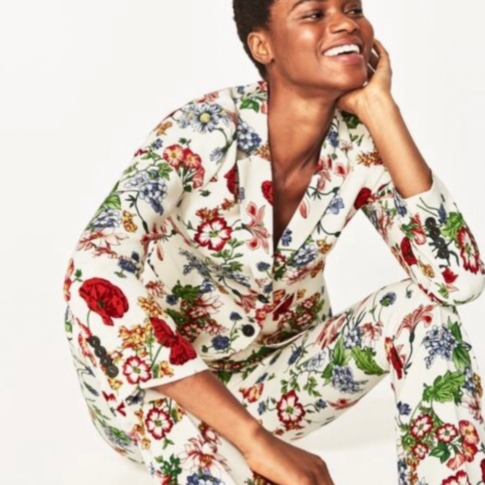 Zara Size S Floral Print Button Front Blazer Jacket SM Pockets Lined Art to Wear